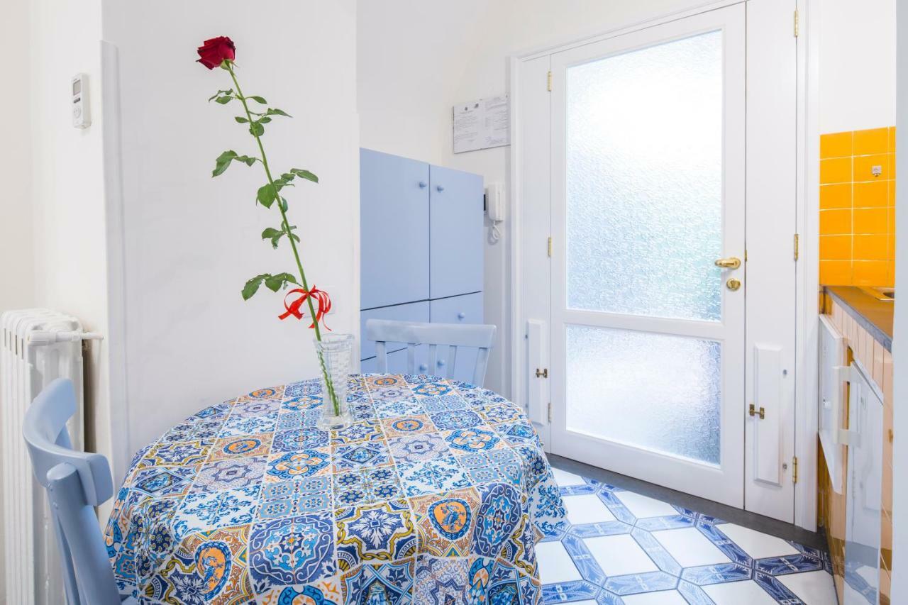 Villa Elisa Holiday Home Sorrente Extérieur photo